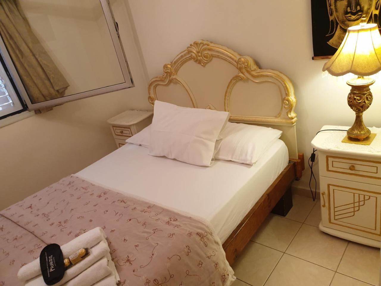 Thai Villa Eilat - וילה תאי אילת Buitenkant foto